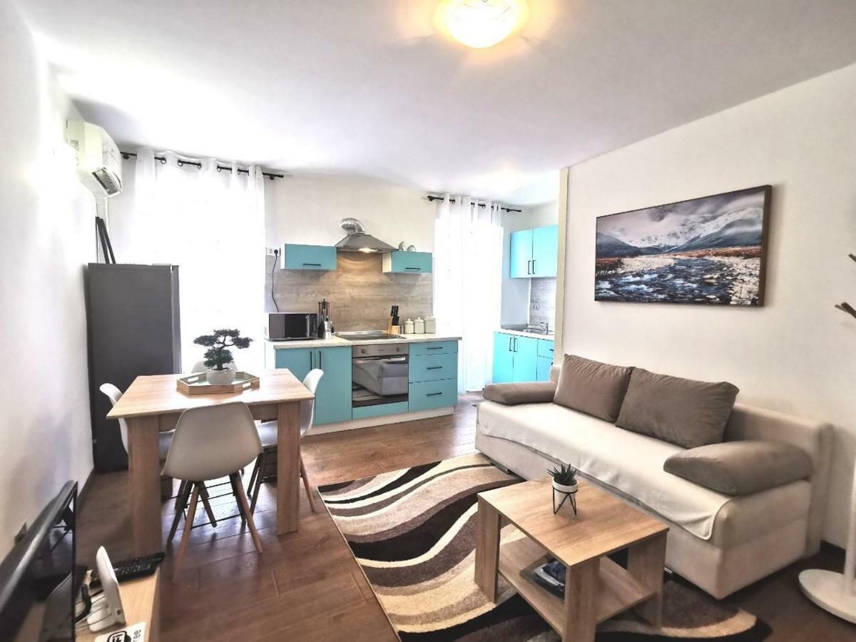 A Charming One-bedroom In The Heart Of 'rovinj' * Rovinj