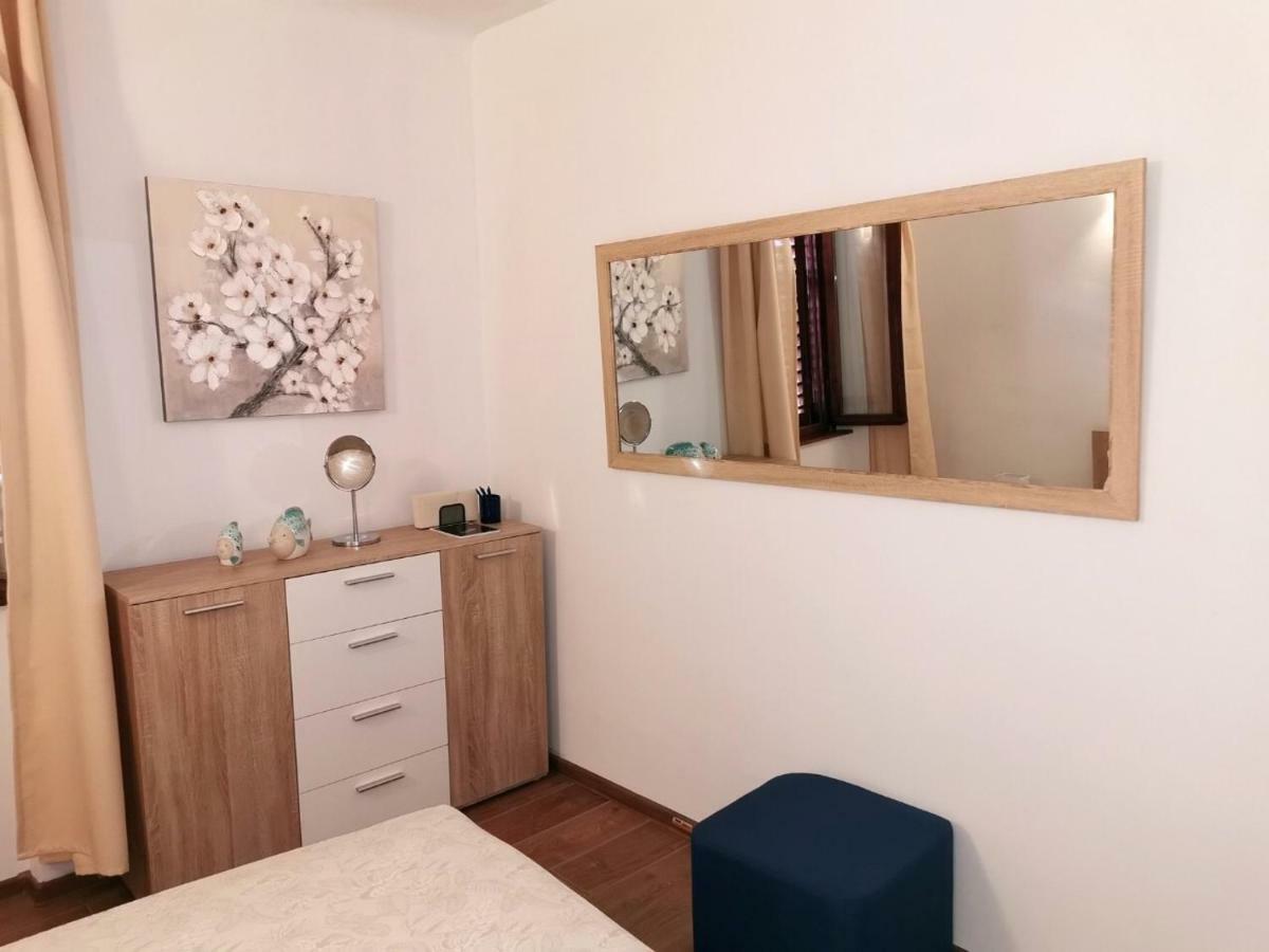 A Charming One-bedroom In The Heart Of 'rovinj' Apartment *