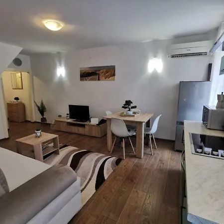 A Charming One-Bedroom Apartment In The Heart Of 'Rovinj' Exterior foto